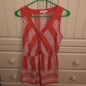 Size S peach patterned romper